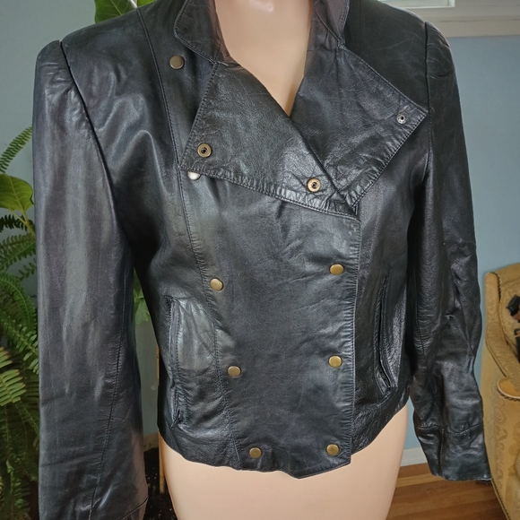 Wilson's Women's Genuine Leather Cropped Motorcycle Jacket - Picture 2 of 16